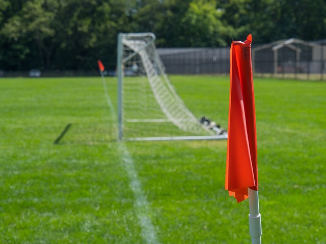 龙塞罗：姆巴佩第一球灵动如大罗，第二球再现C罗暴力美学